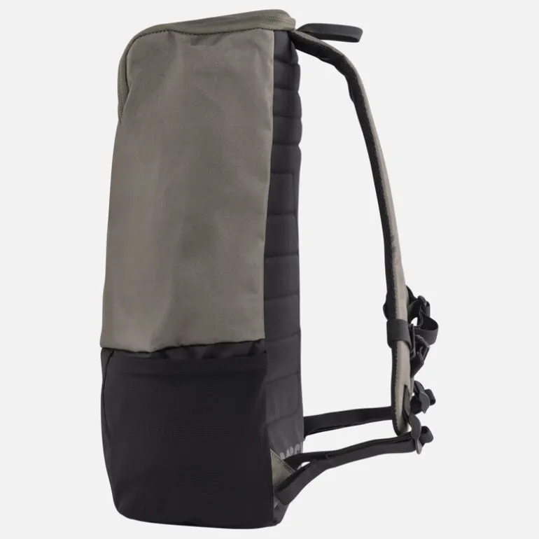 Unisex 20L green Commuters backpack